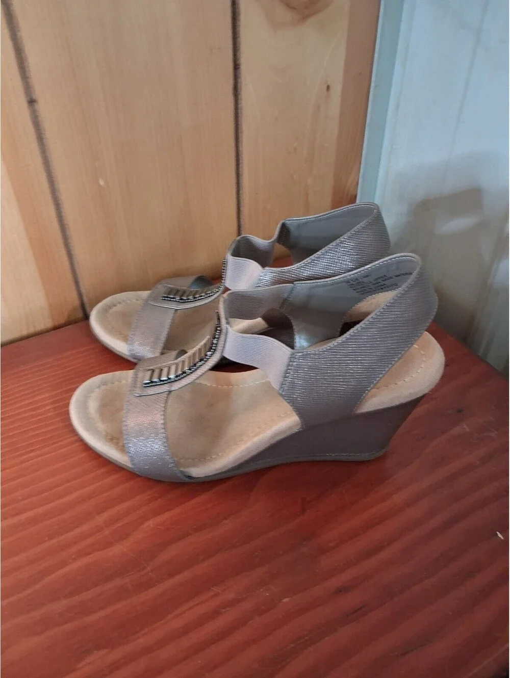 St Johns Bay Women's Silver Brown Wedge Open Toe Strappy Sandals Size 7M